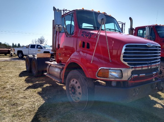 2004 Sterling Day Cab 10 Spd Tandem Semi Tractor