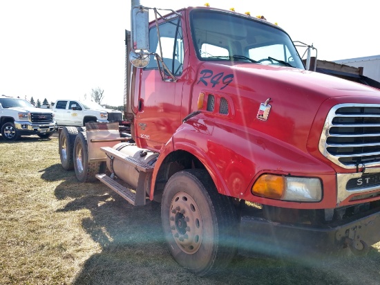 2006 Sterling Day Cab 10 Spd Tandem Semi Tractor