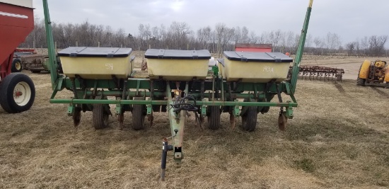John Deere 6row planter