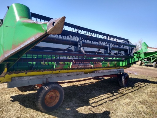 920 John Deer 20' Bean Head w/ Cart