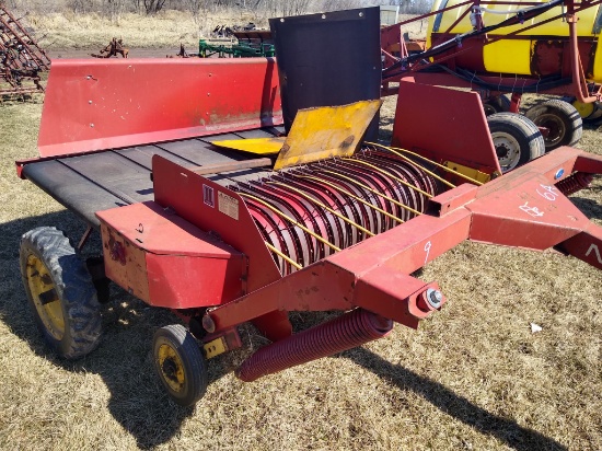 New Holland 144 Hay Inverter