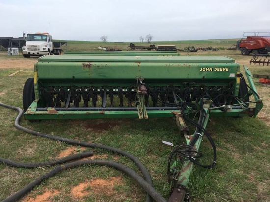 2-JD 450 Double Drills, hyd. Hitch, 7.5” spacing
