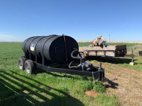 1,250 Gal. Tandem Axle Nurse Trailer w/Transfer Pump