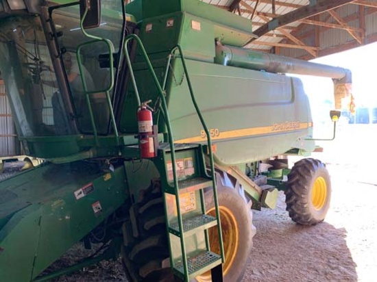 2003-J.D. 9650 Walker Combine