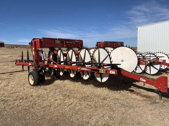 H&S HDII Hay Rakes, 17 wheel