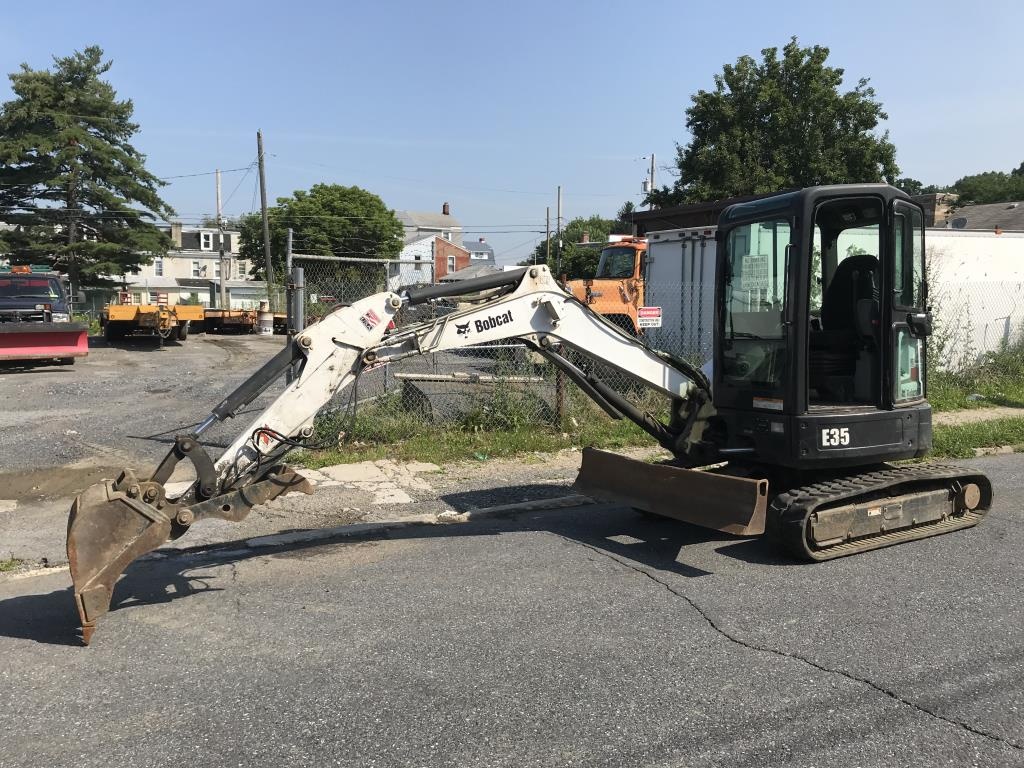 2012 Mini X Bobcat E35