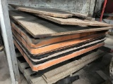 Steel plates, 5 plastic pallets