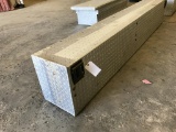 Aluminum tool box