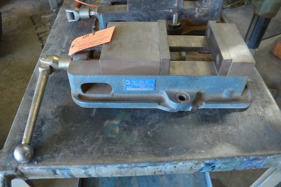 KURT 6" PRECISION MACHINE VISE, MODEL D675,