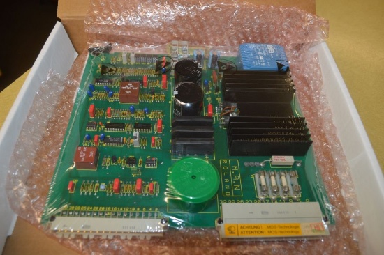 ROLAND CIRCUIT BOARD P/N B37U-6092-70,