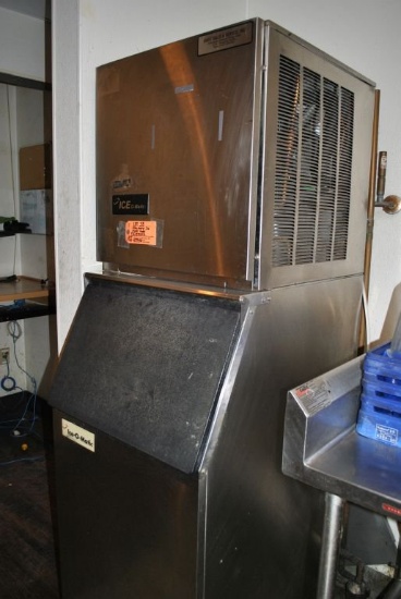 ICE-O-MATIC ICE MAKER, MODEL ICE0520HA2,