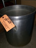 LARGE STOCK POT, 13