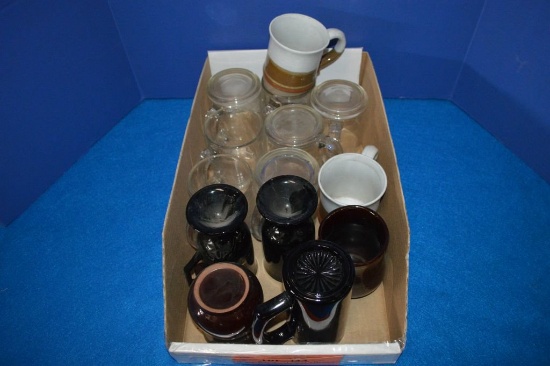 BOX OF MISC COFFEE CUPS