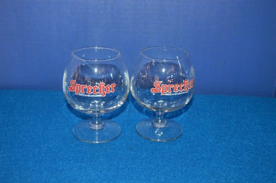 BOX OF (9) SHORT SPRECHER & (12) SHORT LEINENKUGEL