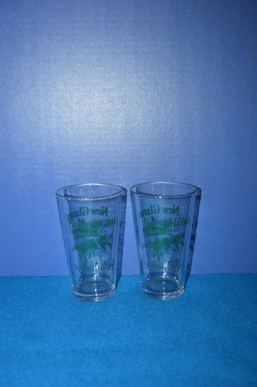 BOX OF (24) NEW GLARUS BREWING CO GLASSES,