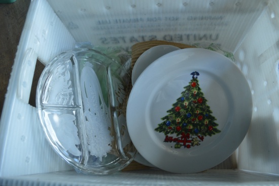 (4) EACH - 10 1/2" CHRISTMAS DINNER PLATES,