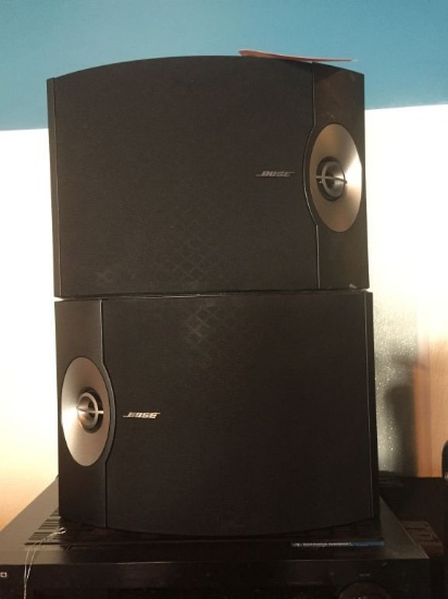 ONE PAIR OF BOSE 301V SPEAKERS, RIGHT AND LEFT