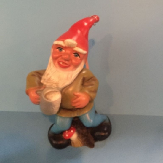 PLASTIC GNOME WITH BEER MUG, 12"H
