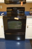 MAYTAG SMOOTH TOP ELECTRIC STOVE, BLACK