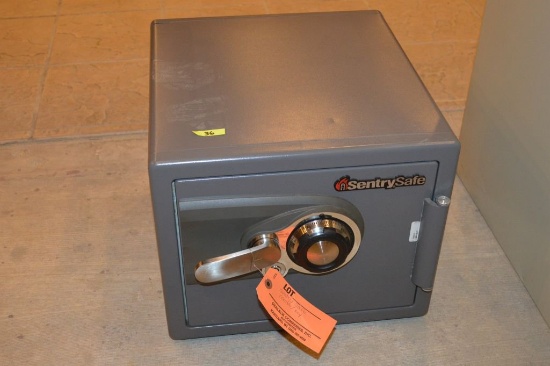 SENTRY SAFE, COMBO/KEY