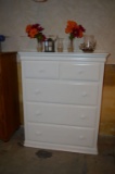 WHITE FIVE DRAWER DRESSER, LEGS ARE IN THE DRAWER