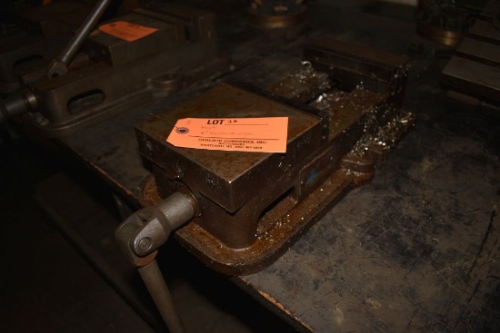 KURT 6" MACHINE VISE