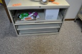 METAL CABINET WITH THREE PULL-OUT SHELVES,