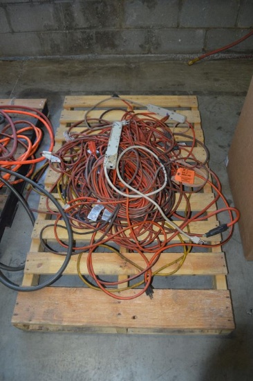 PALLET OF EXTENSION CORDS