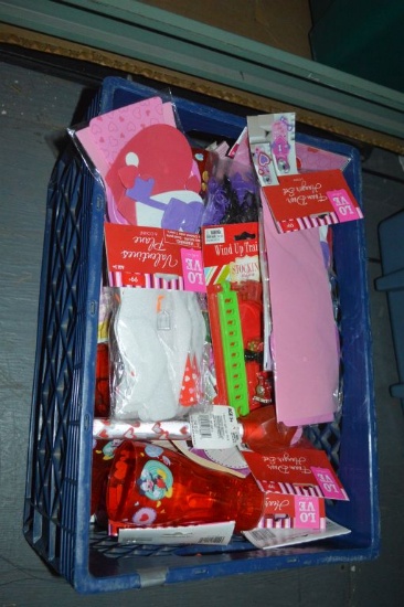 CRATE OF MISC. VALENTINE DECORATIONS