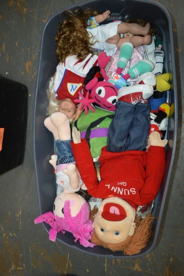 BIN FULL OF PLUSH TOYS AND DOLLS
