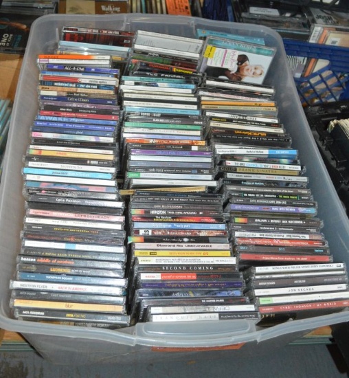 100'S OF MUSIC CD'S, MIXED, IN CLEAR BIN