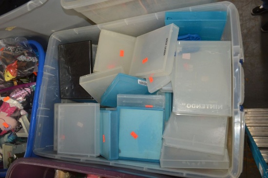MISC. VIDEO GAME PLASTIC CASES IN CLEAR BIN