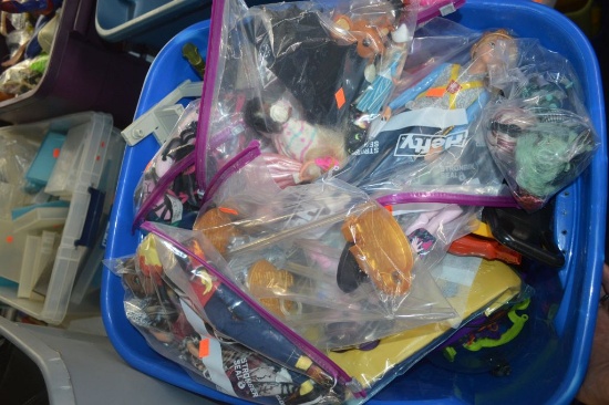 MIXED TOY LOT IN BLUE BIN