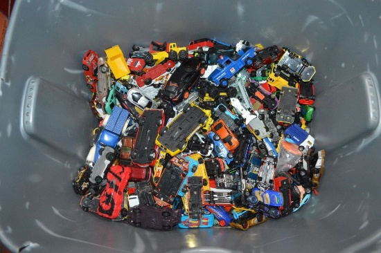 100'S OF LOOSE CARS, HOTWHEELS IN GRAY BIN