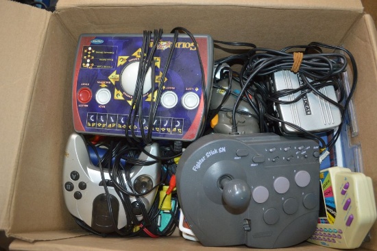 GAMING HAND HELDS IN BOX