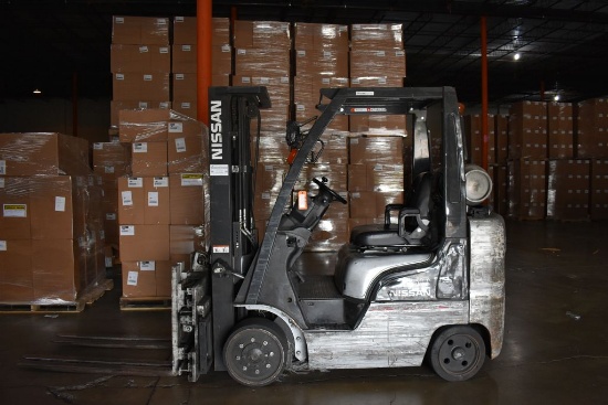 2009 NISSAN RIDE ON FORK TRUCK, MODEL MCP1F2A25LV,