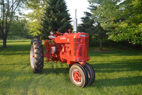 (1947" FARMALL TRACTOR MODEL M, PARADE READY