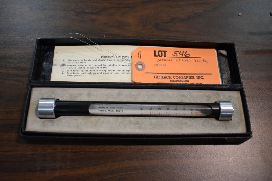 DETROIT HARDNESS TESTER WITH CASE