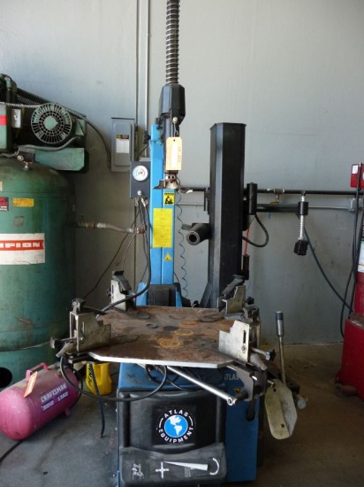 2012 ATLAS EQUIPMENT FULL SERVICE TIRE MACHINE,