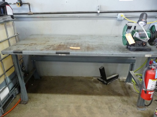 6' METAL WORKBENCH