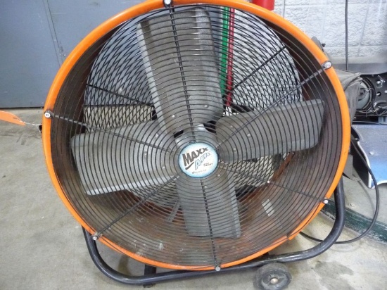MAXX AIR 2' PORTABLE FLOOR FAN,