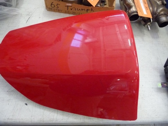HONDA VFR800 TAIL PIECE, RED