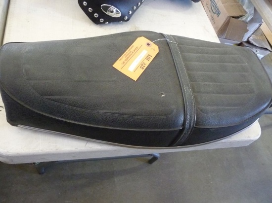 '70'S YAMAHA SEAT