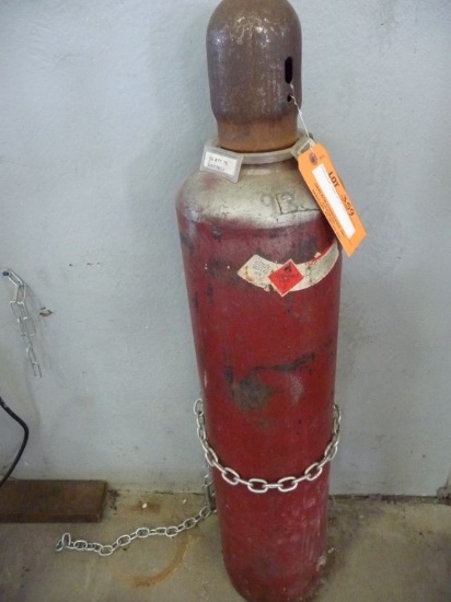 ACETYLENE TANK WITH CAP