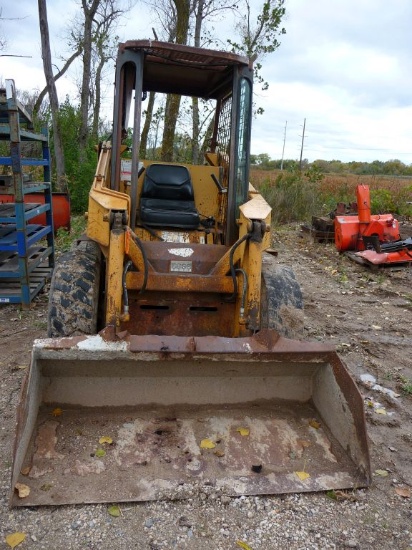 1986 CASE SKID LOADER 1835, 5' GENERAL PURPOSE BUCKET