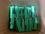 BOX OF SCREWDRIVERS WITH REMOVABLE REGULAR AND
