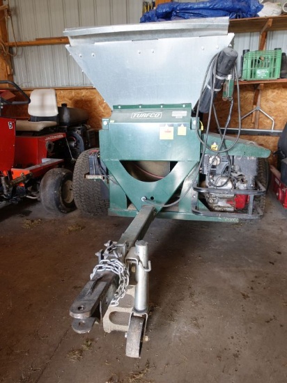 TURFCO TOP DRESSER, MODEL WIDESPAN 1530/85804,