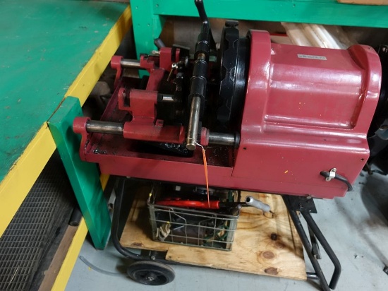 NORTHERN INDUSTRIAL PIPE THREADING MACHINE, 1/2" TO 4"