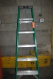 KELLER 6' FIBERGLASS STEP LADDER, GREEN