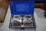 40 PIECE TAP & DIE SET